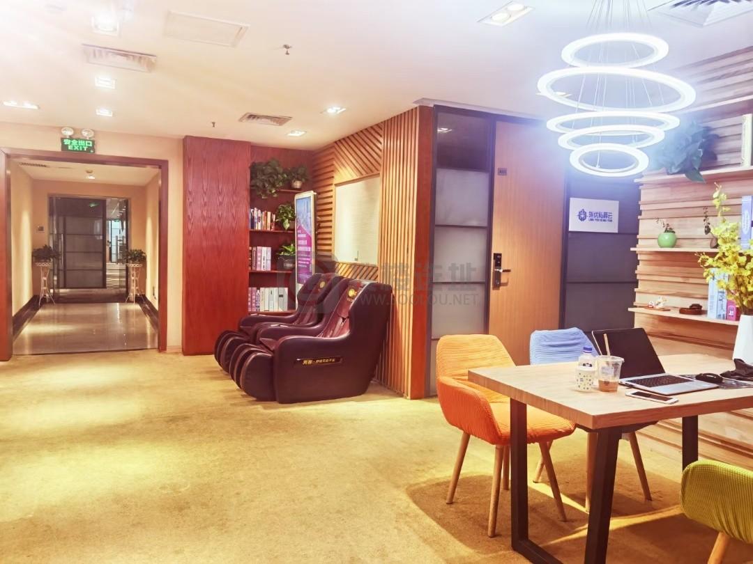 陆家嘴软件园伟泰大厦-联合办公