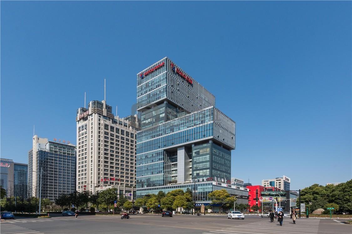 苏泊尔大厦：滨江区区政府写字楼
