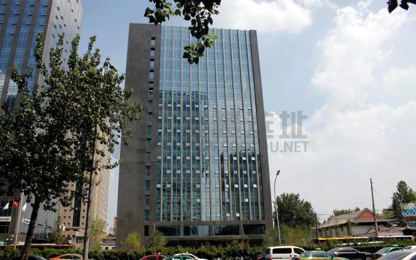 博瑞大厦B座：地理位置优越，交通便利，周边配套设施齐全，方便员工生活