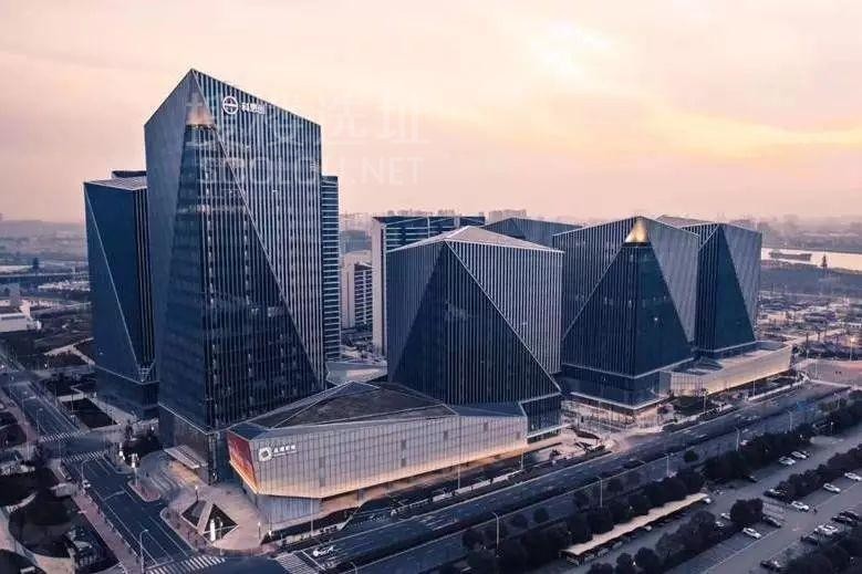 上海晶耀前滩-写字楼信息百科-租赁招商电话