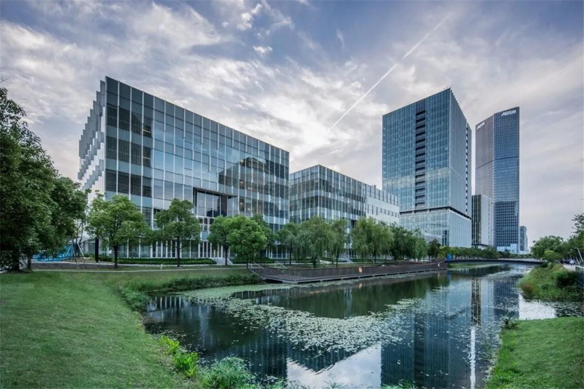 上海星瀚广场-写字楼信息百科-租赁招商电话