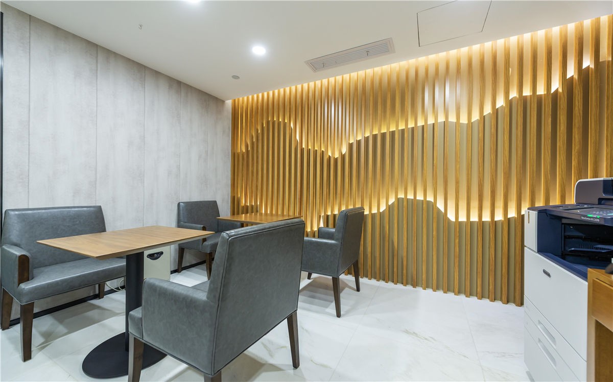 世鳌商务中心（建银中心）