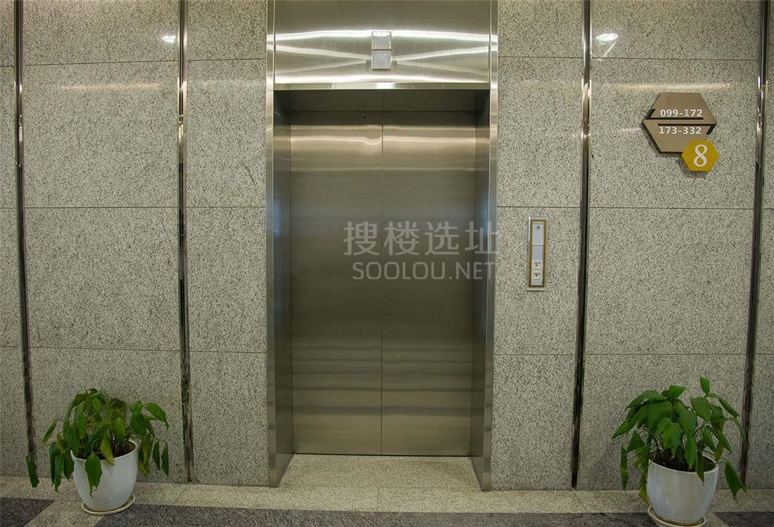 虹桥国际科技广场电梯