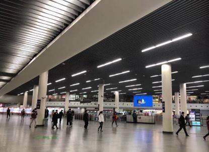 上海复工首周：写字楼人员稀少 外来“二无”人员加强劝返力度