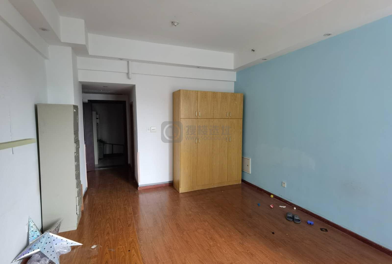 佰富时代中心广场