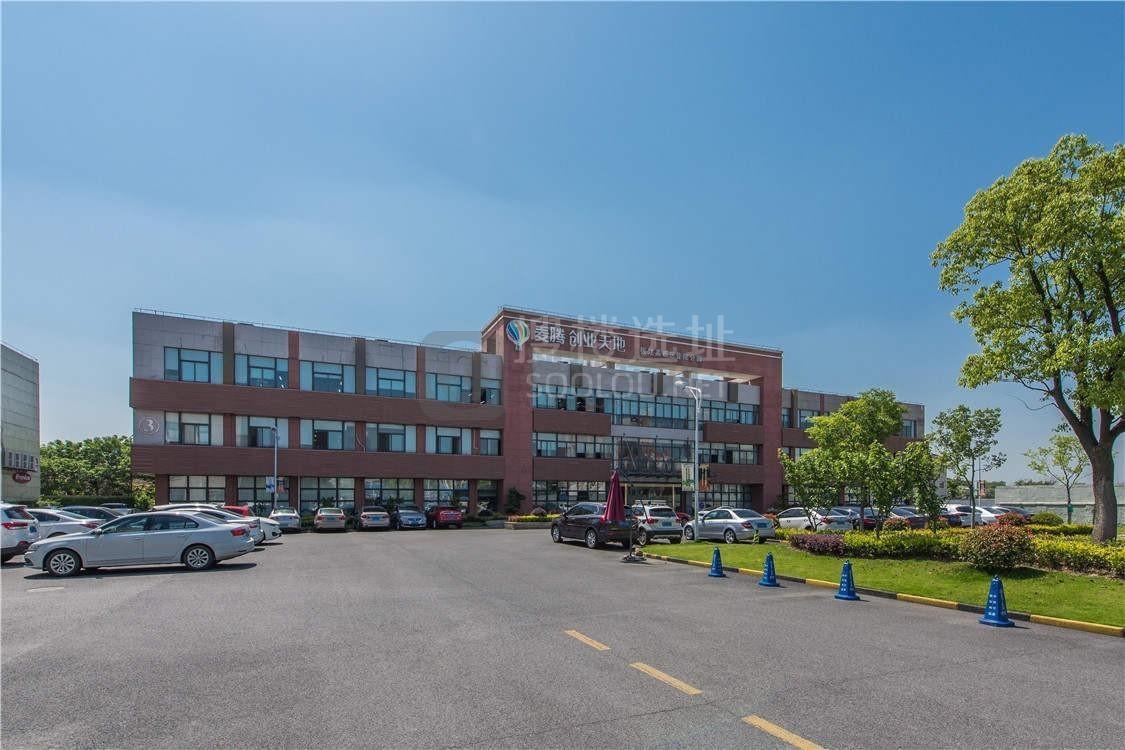 普陀区李子园区麦腾创业园招租150平米起4米层高有装修