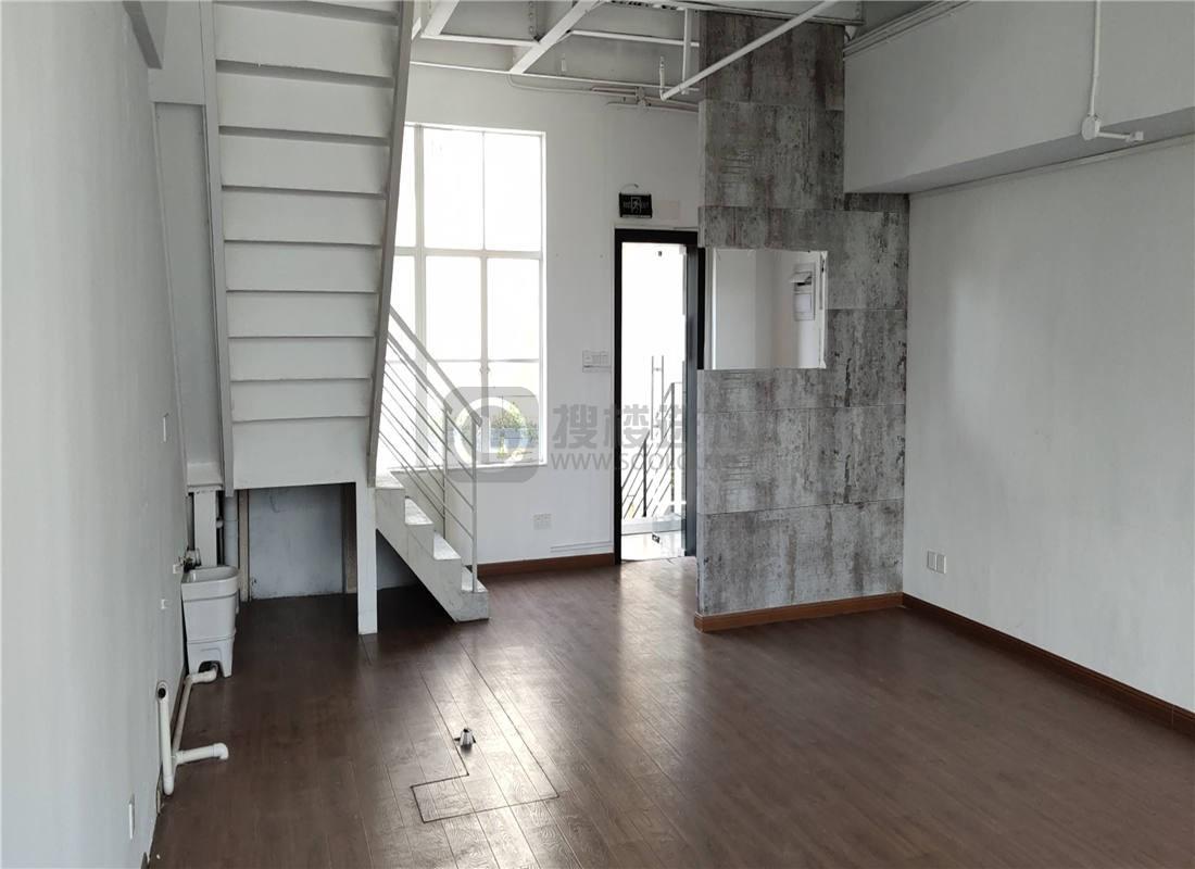 越界X2创意空间