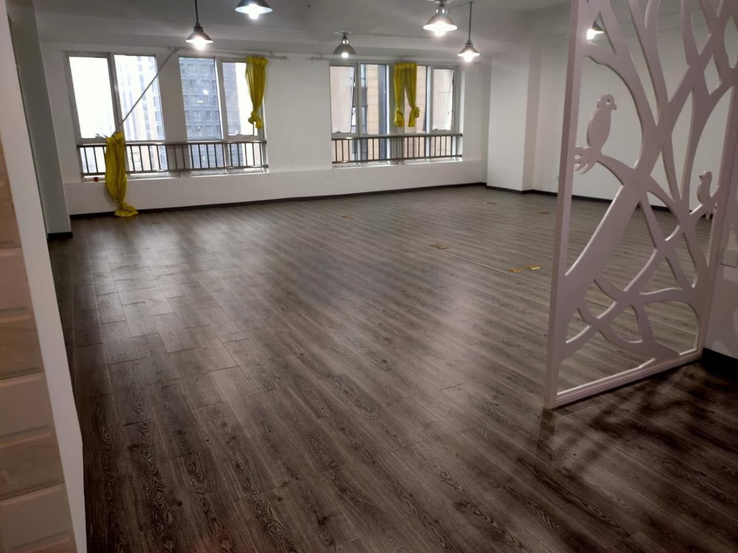 佰富时代中心广场