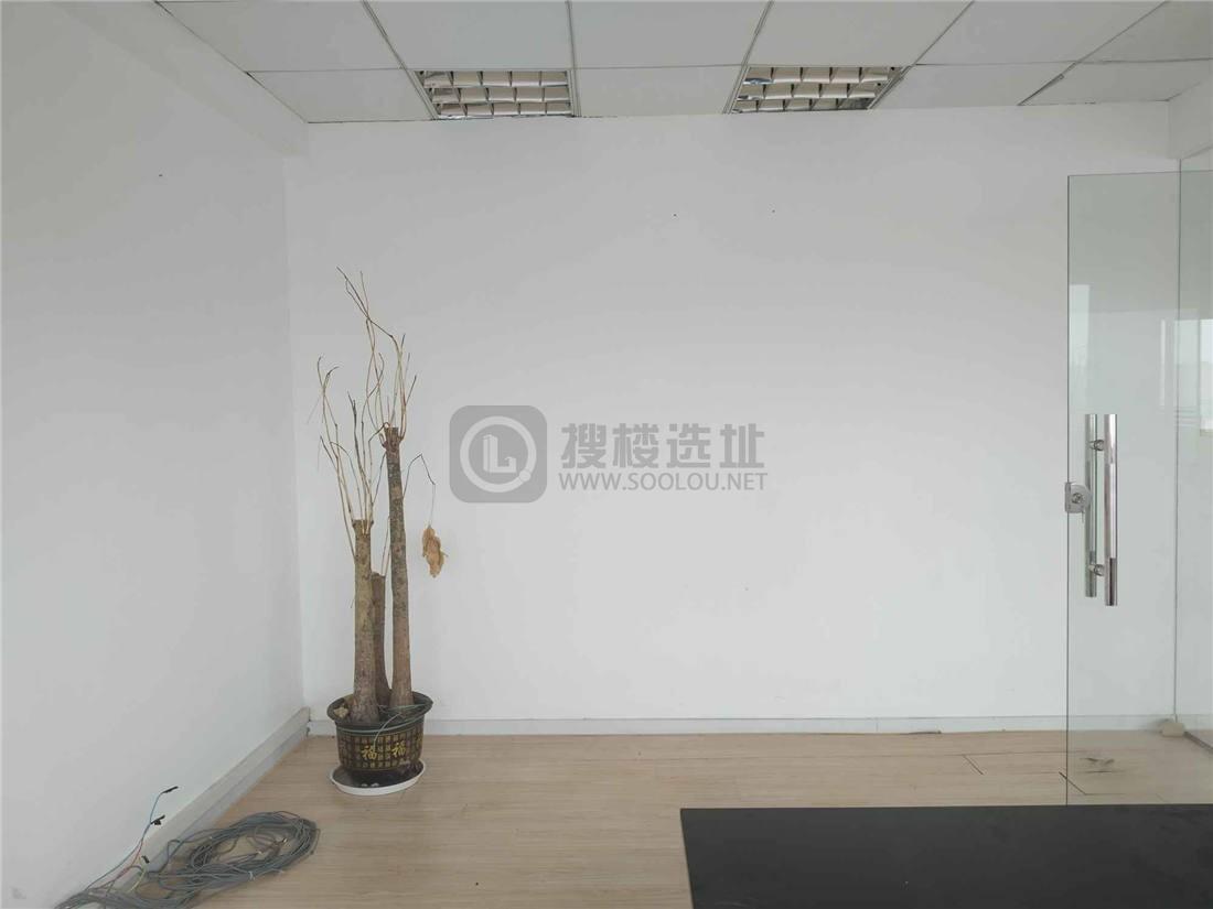 曹杨商务大厦