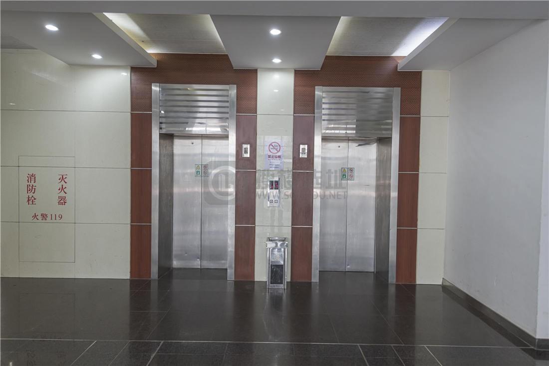 杨浦都市工业园电梯