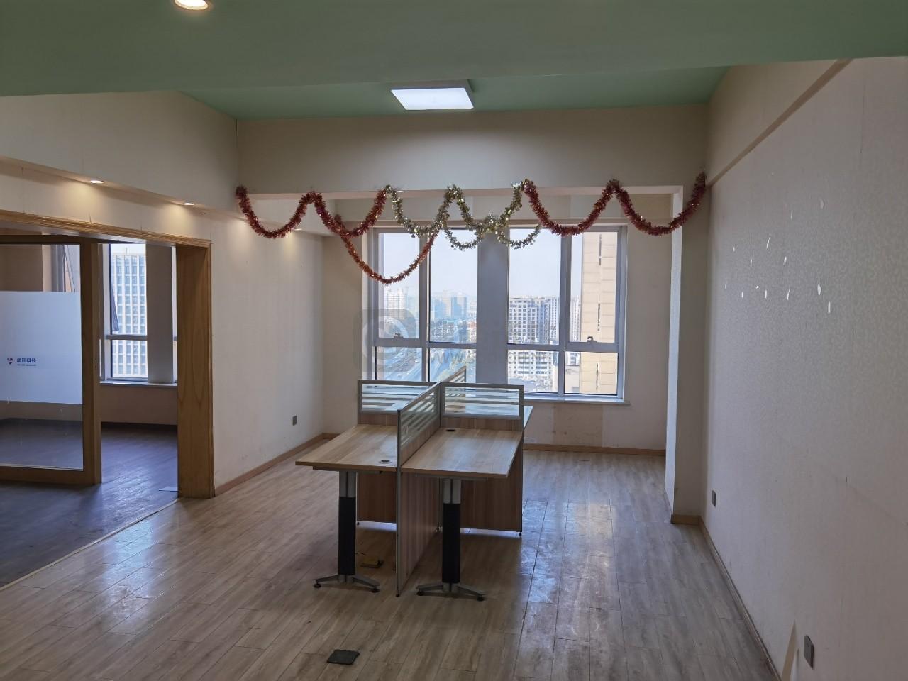 佰富时代中心广场