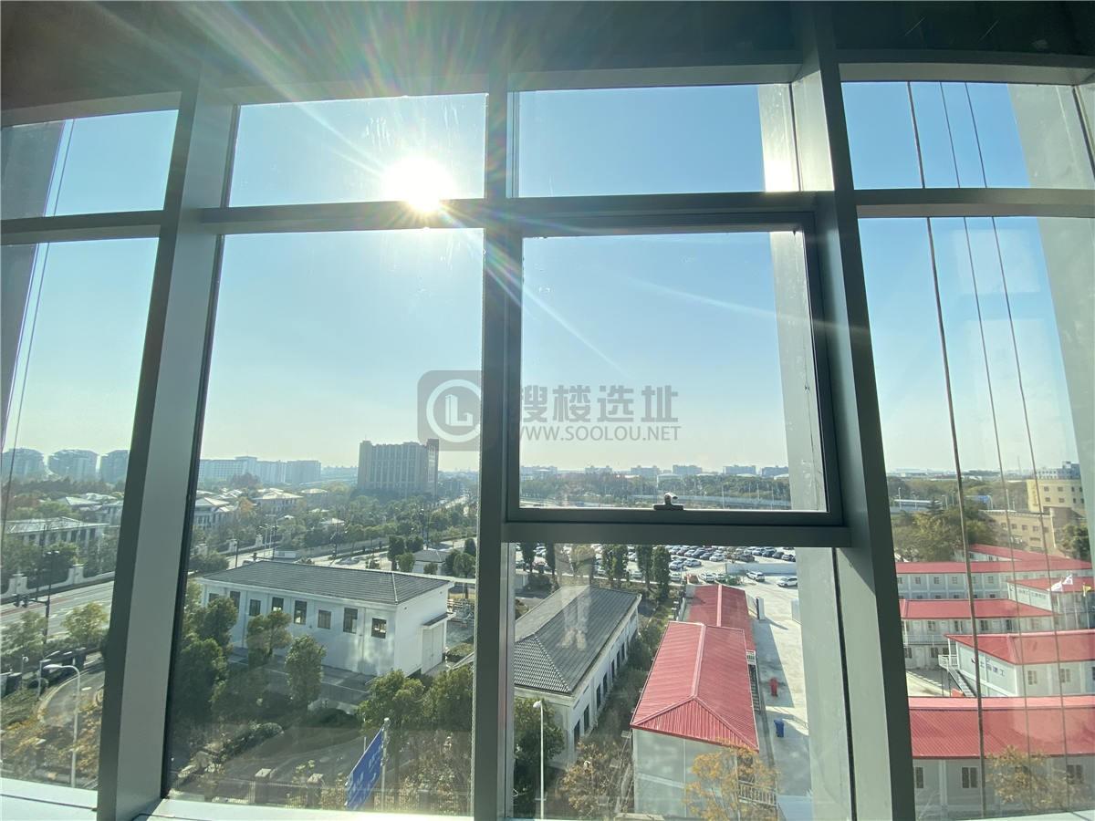 东虹桥中心