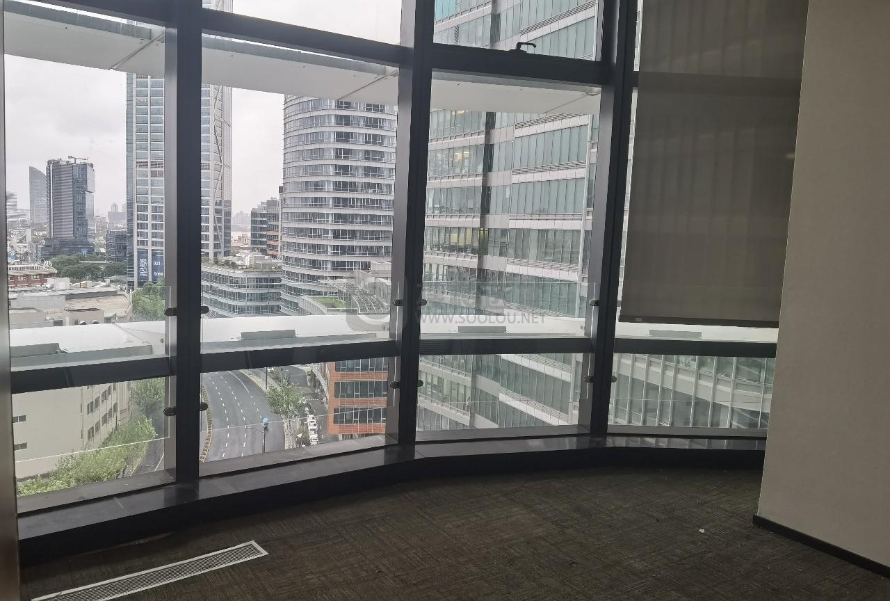 浦江国际金融广场