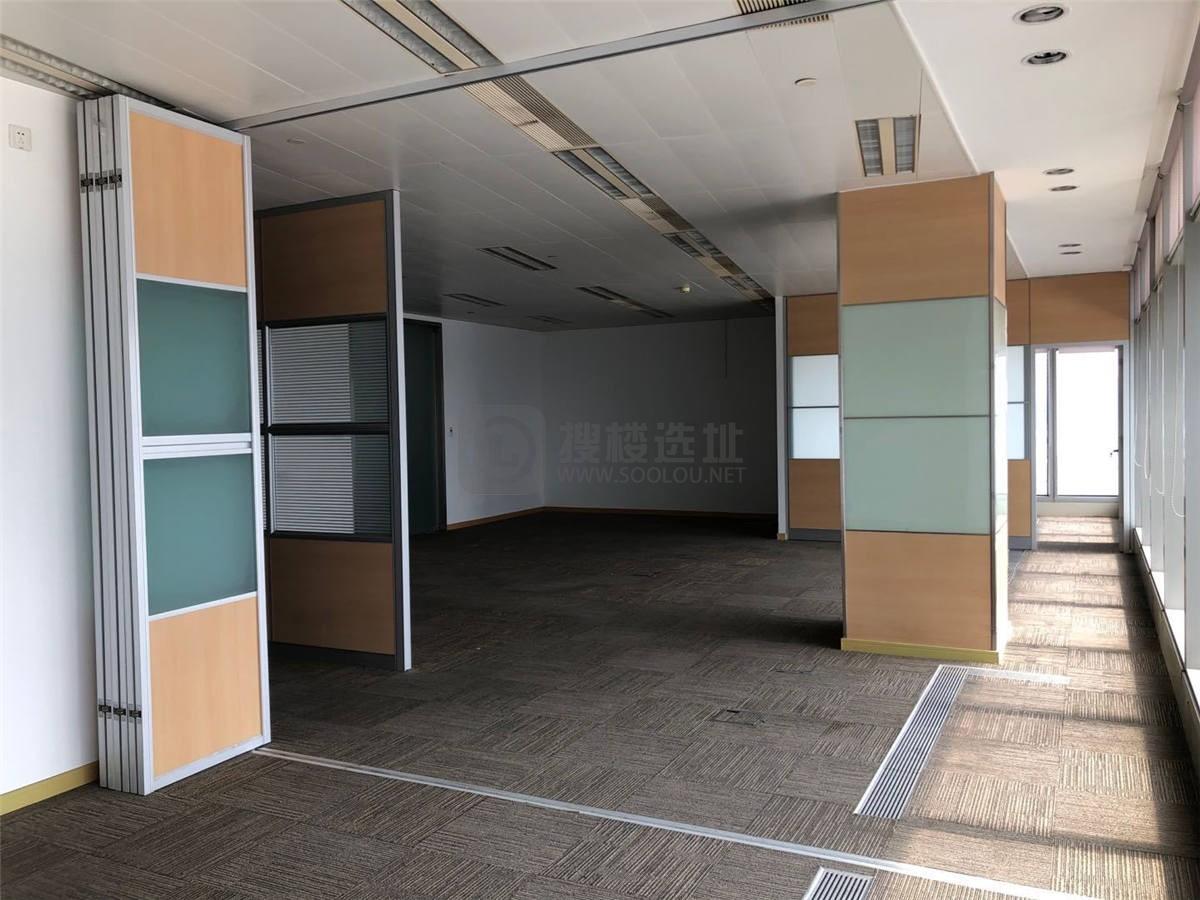 绿地海外滩中心