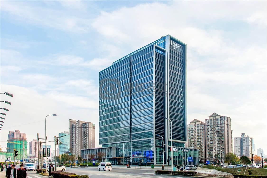 陆家嘴江景办公楼：大华银行大厦