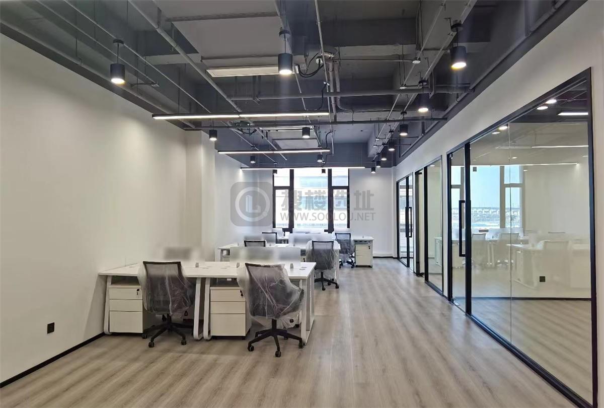 德必虹桥国际WE