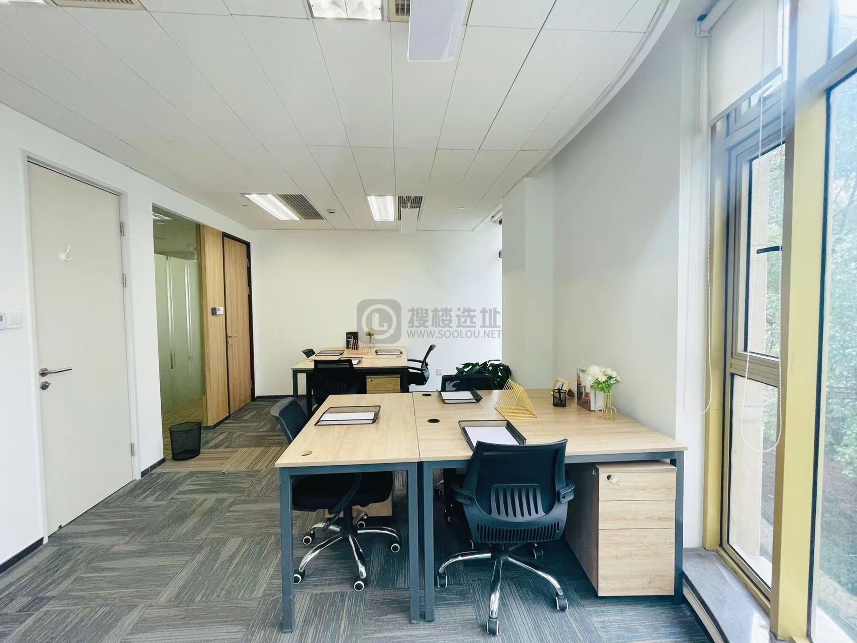 Distrii办伴·静安康定成象大厦