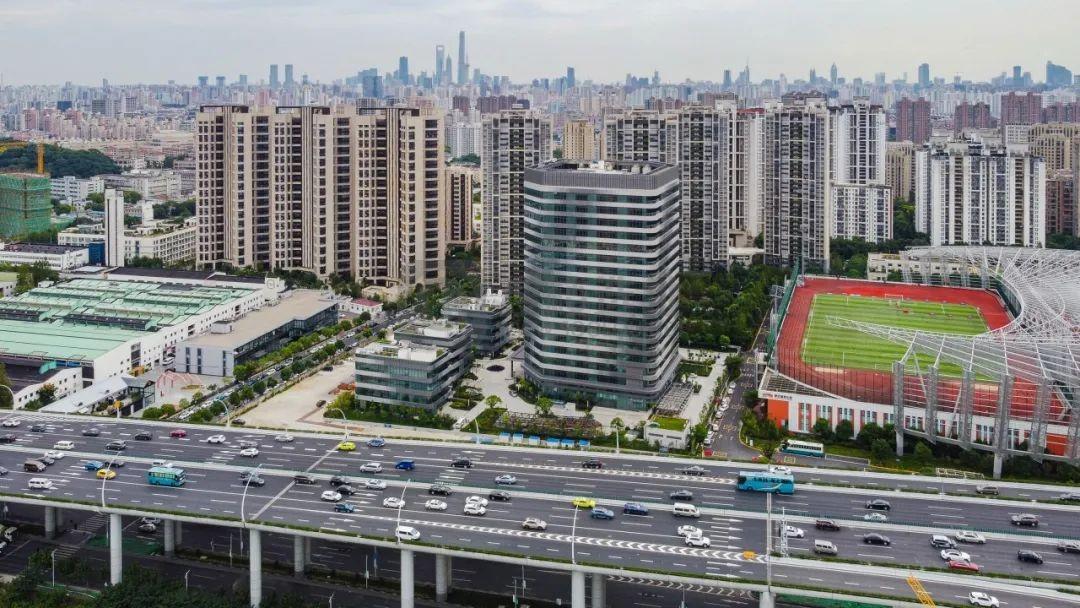 中环两翼大宁地区的标杆力作—大宁中环广场项目