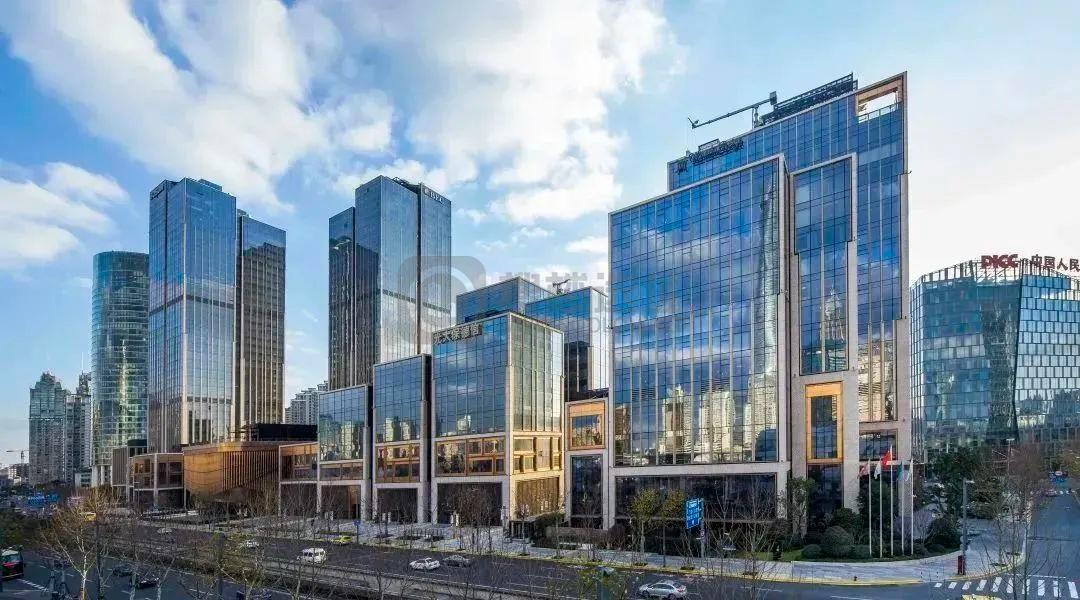 《长三角商务楼宇一体化评价体系》首批20个试点正式亮相，黄浦区外滩金融中心、中海国际中心、领展企业广场入围