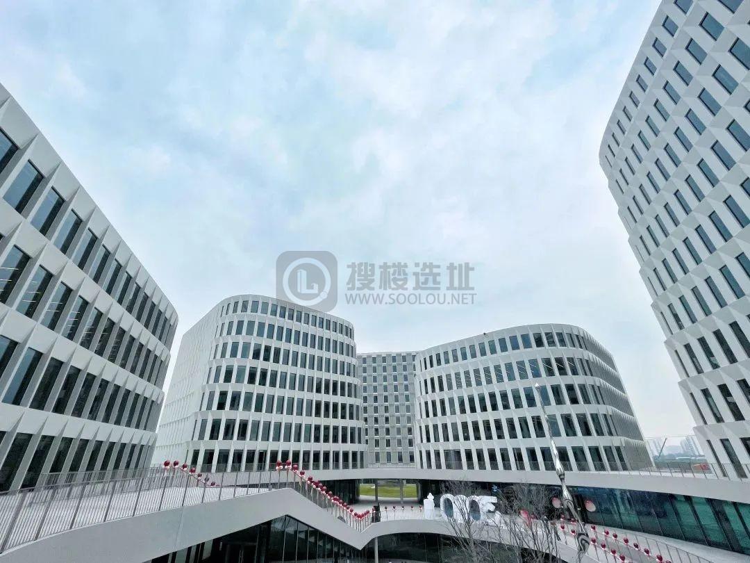 华住全球总部园区在虹桥国际中央商务区正式开园