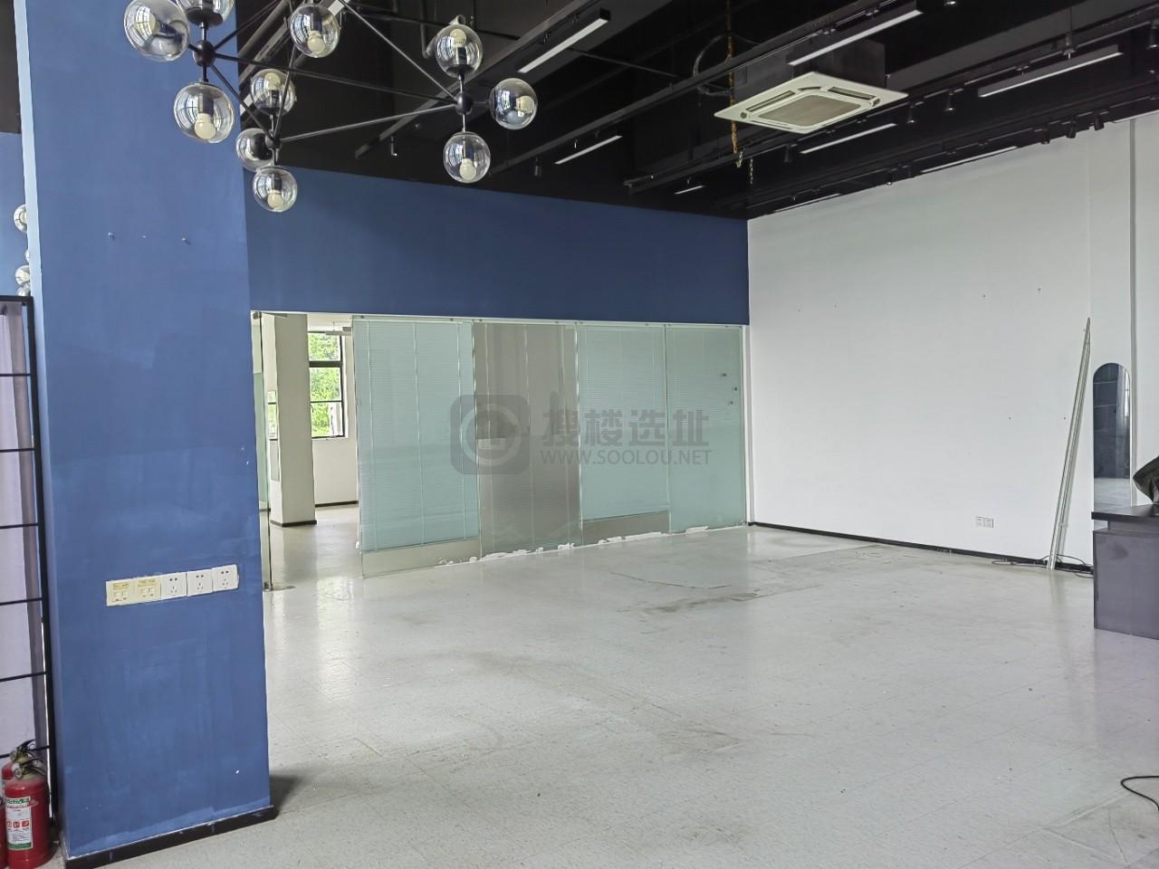 越界X2创意空间