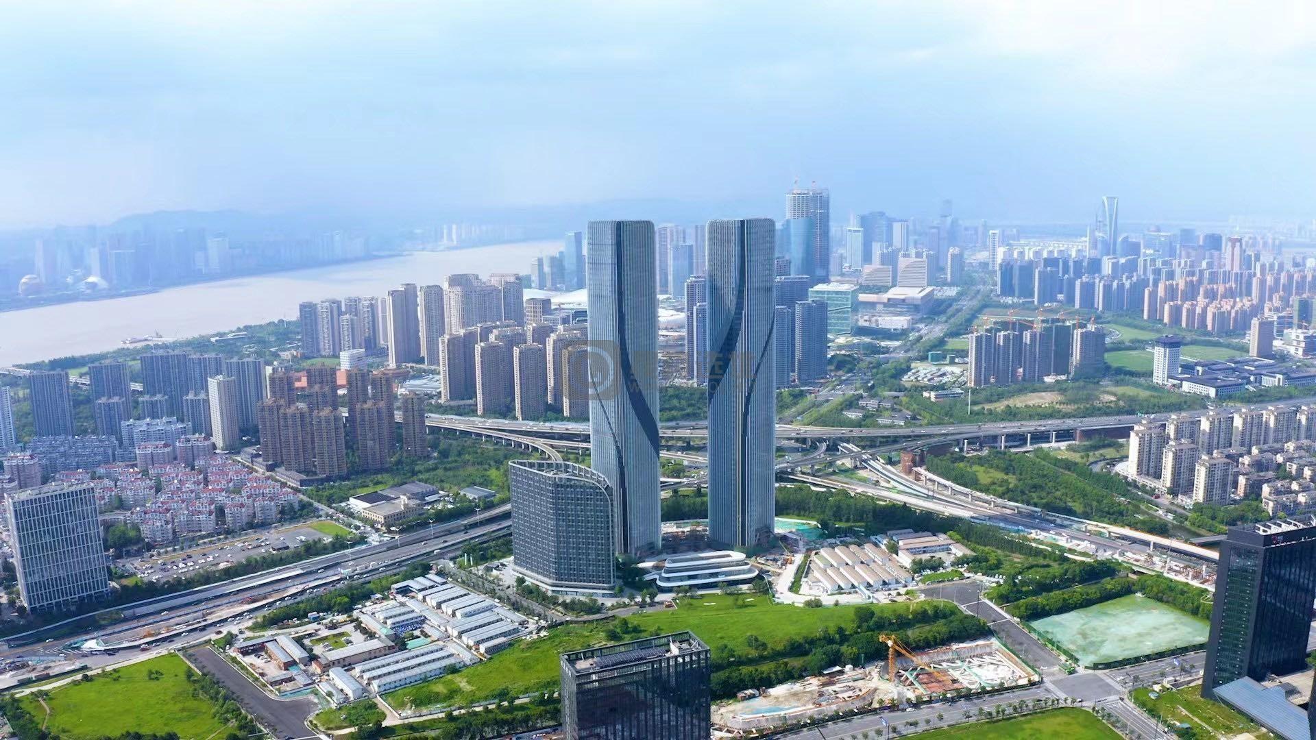 世茂智慧之门：滨江区区政府写字楼