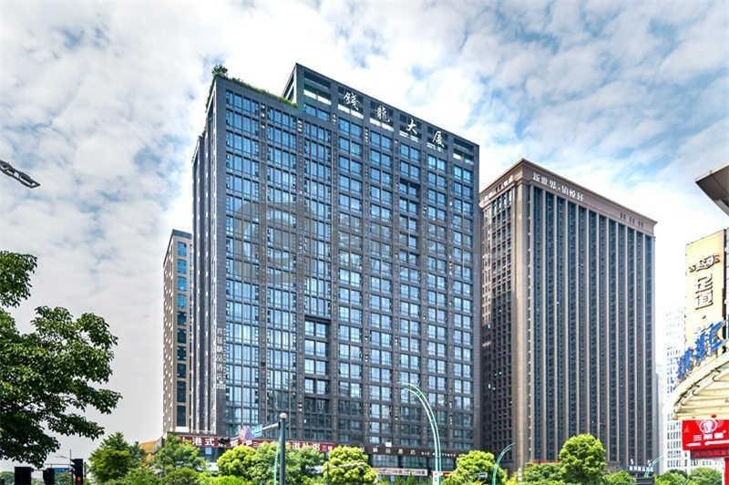 钱龙大厦：滨江区区政府写字楼