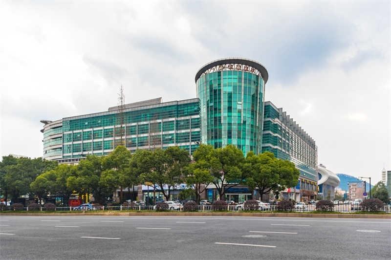 黄龙恒励大厦：西湖区黄龙写字楼