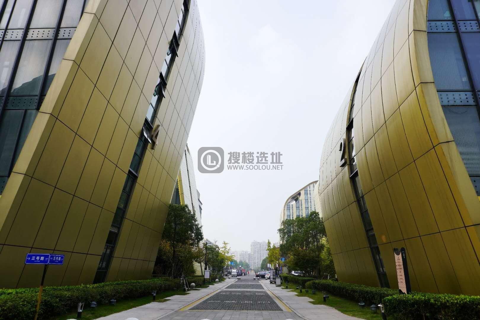 白马湖动漫广场：滨江区白马湖写字楼