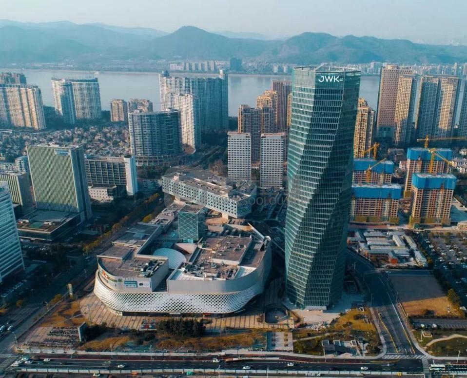 宝龙中心：滨江区浦沿写字楼