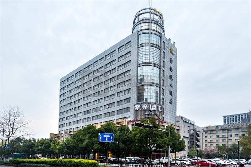 龙申剑桥公社：西湖区申花写字楼