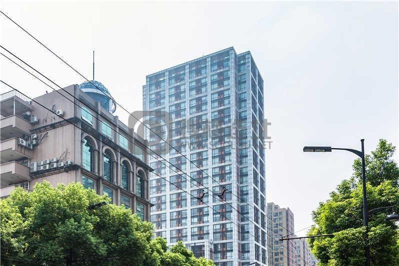 红石中央大厦：拱墅区湖墅南路写字楼