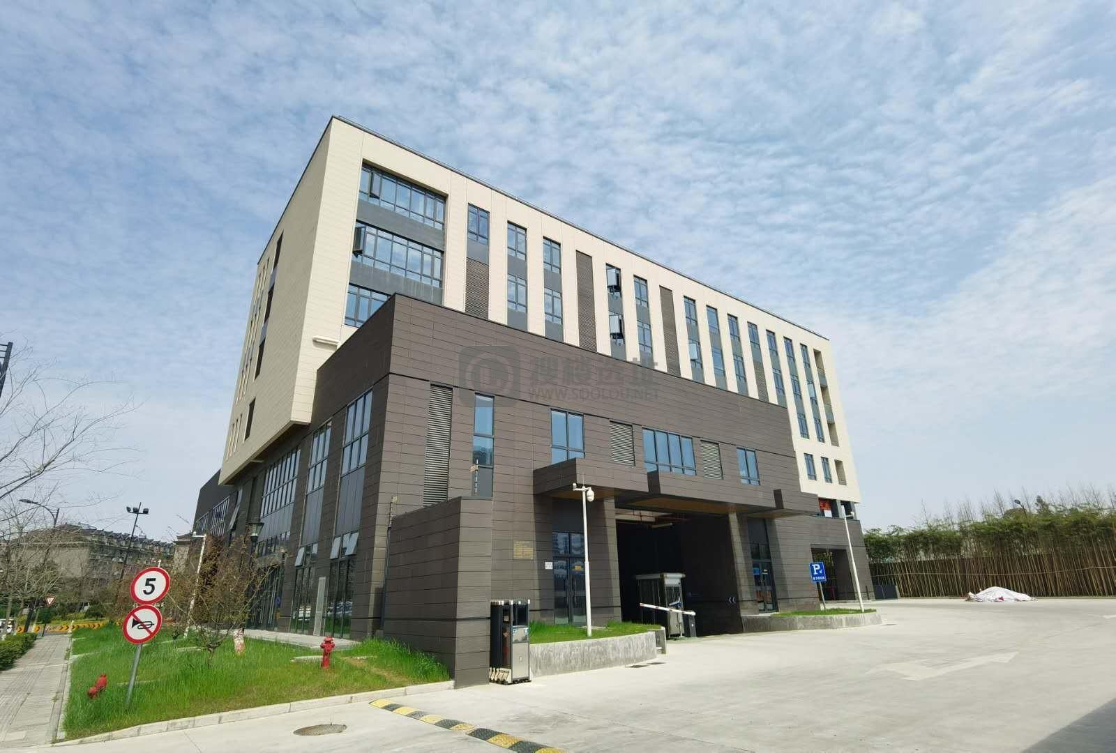 三福路公交中心：上城区九堡写字楼