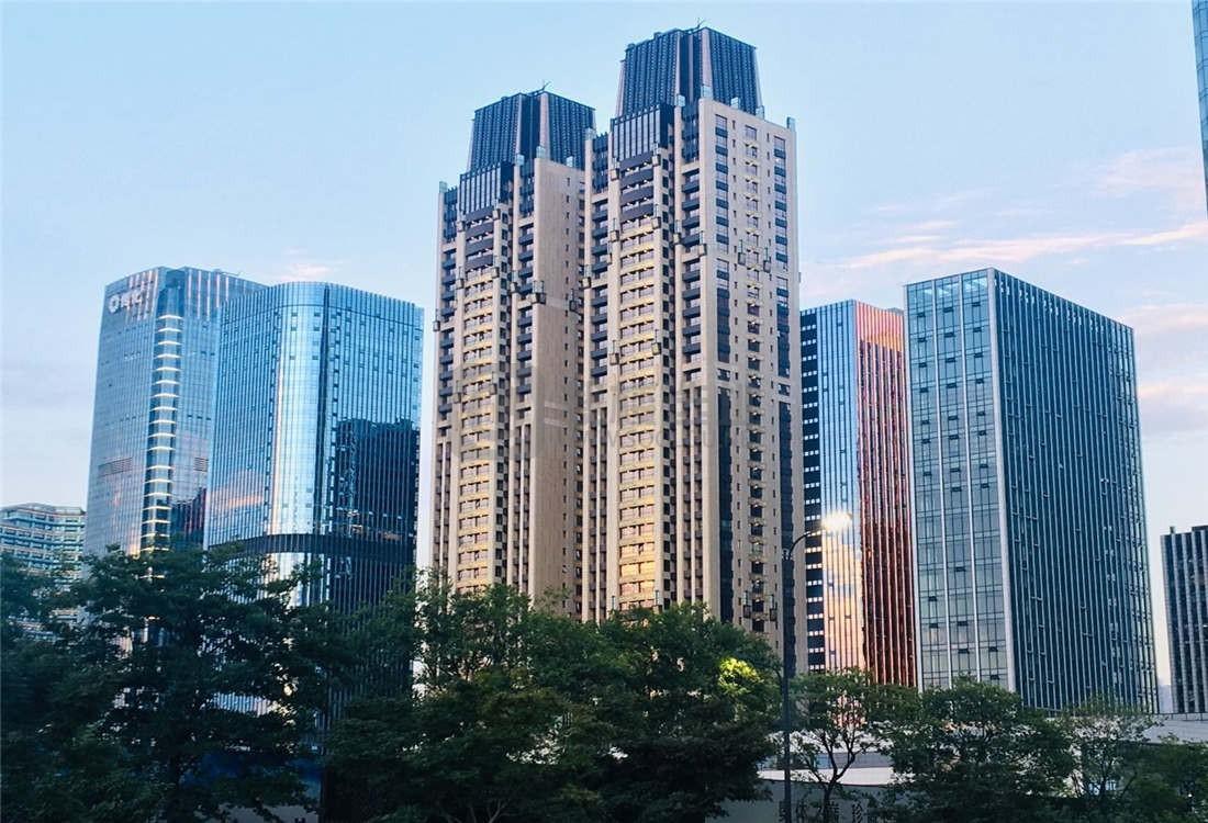 世华帝宝大厦：萧山区钱江世纪城写字楼