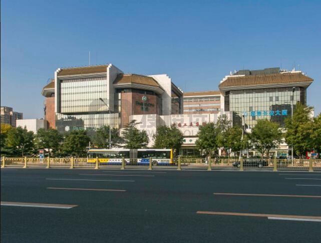 百盛大厦写字楼：西城区金融街写字楼