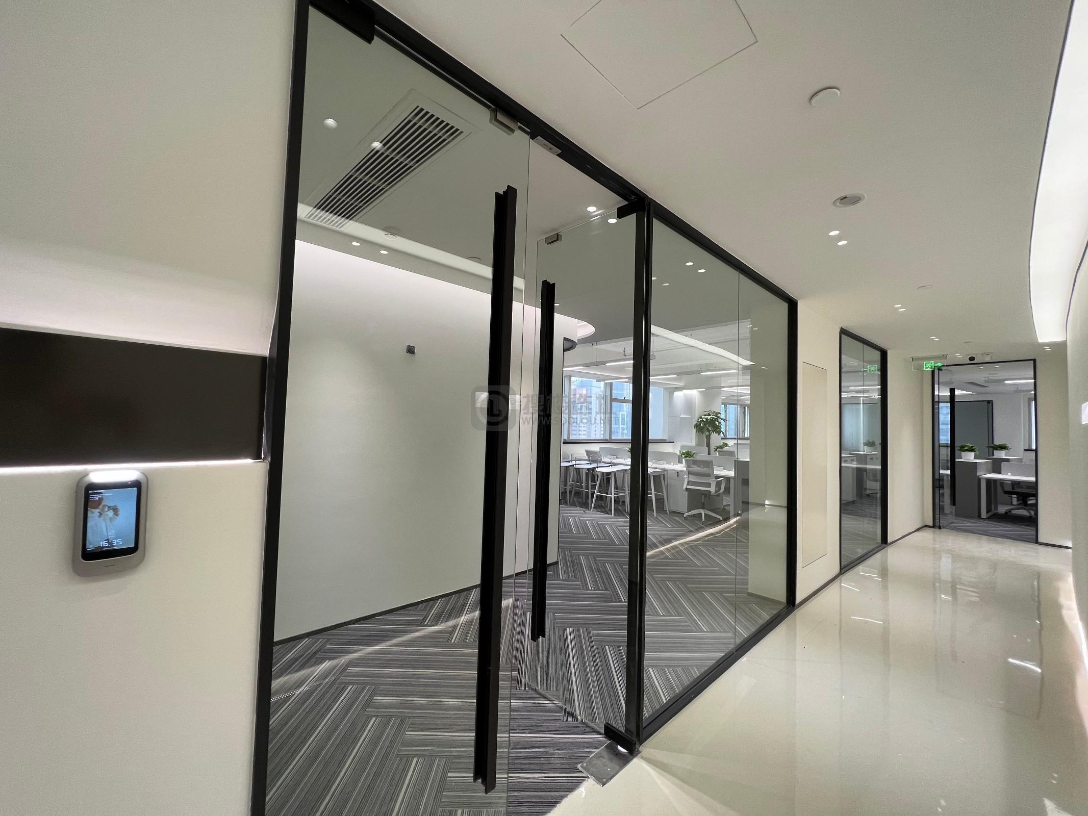 德必上海书城WE