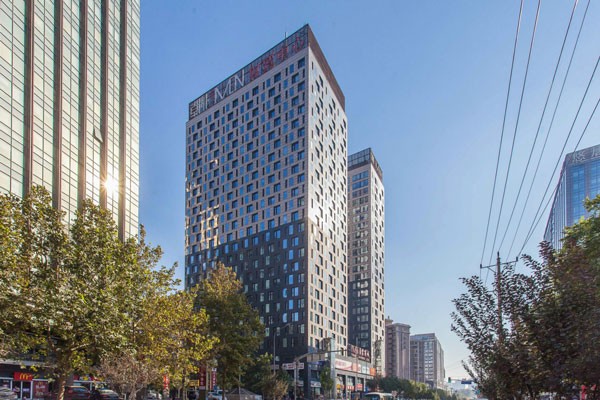 朝外MEN写字中心：现代商务的理想之选