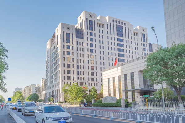 天润财富中心：创造商业新地标，传承经典与品质