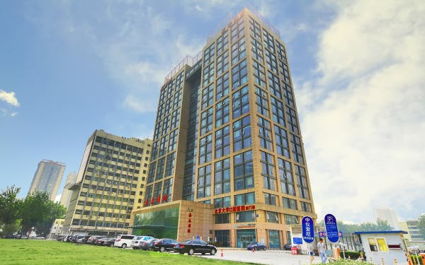 嘉泰国际大厦：东四环的璀璨明珠