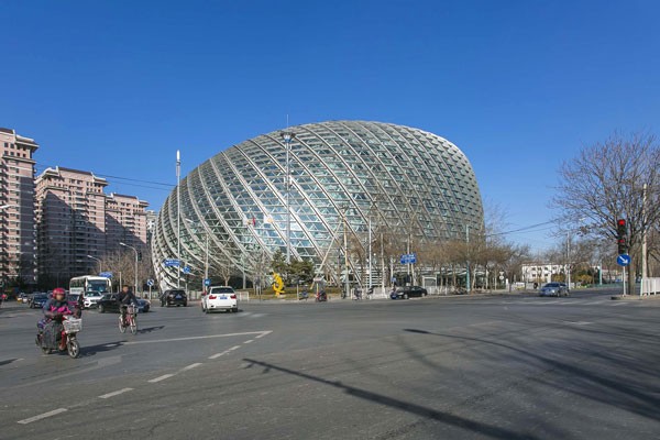 凤凰国际传媒中心：开放空间，感受媒体文化的魅力