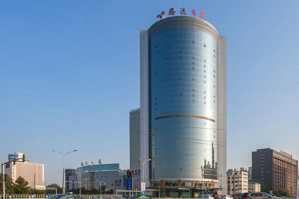 腾达大厦：开启商业地产新纪元