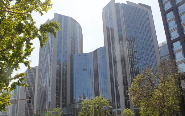 新盛大厦：金融街核心区的商业地标