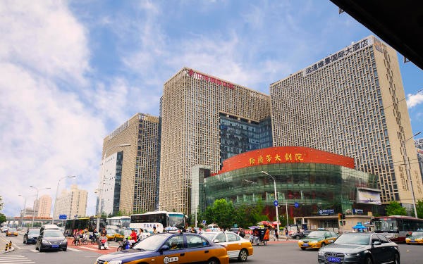 中海国际中心：打造商业地产新地标