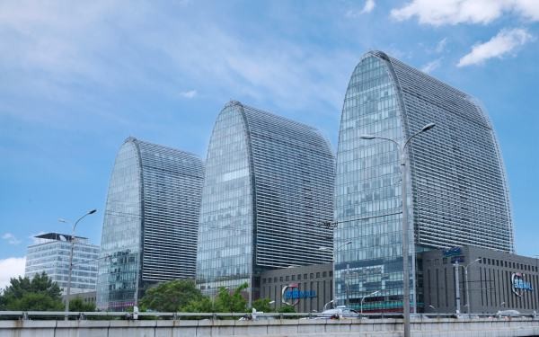 西环广场——商业地产的黄金地段