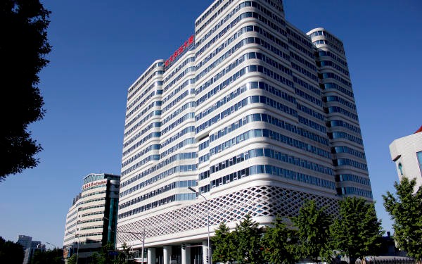 标题：交大科技大厦——城市核心地带的甲级写字楼