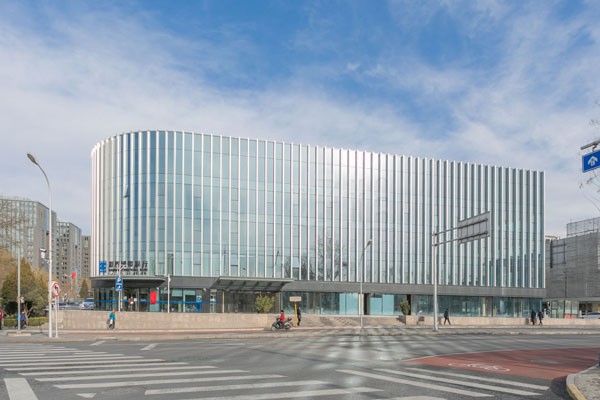 新安大厦-打造商业新标杆