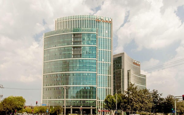 亦城国际中心：打造现代化综合体，助力商业成功