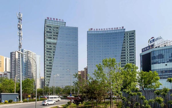 搜宝商务中心：打造您的商业新天地