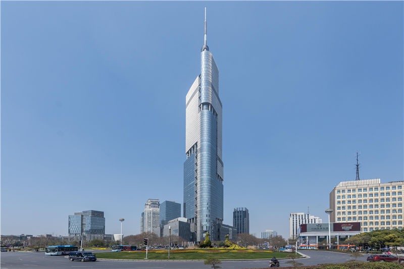 紫峰大厦：南京鼓楼区的地标性商业地产