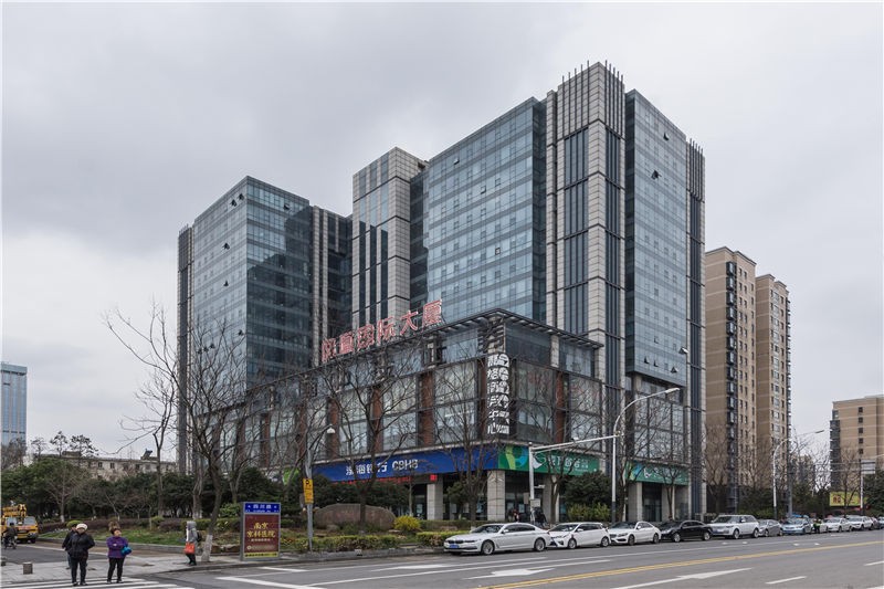 凤凰国际大厦——中央路上的商务标杆